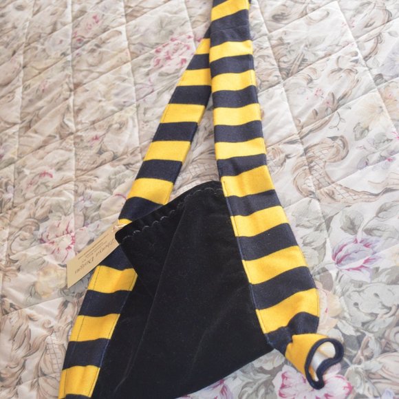 Handmade Cross-body Tote Yellow-Black Bee Pattern 13.5 x 8' - Picture 8 of 8